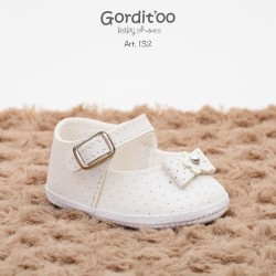 Zapato beba perforado blanco Gorditoo - Blunki